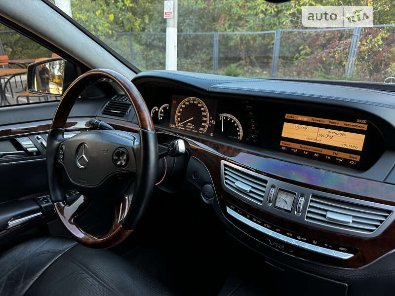 Седан Mercedes-Benz S-Class 2007 в Днепре