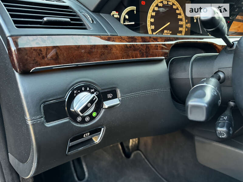 Седан Mercedes-Benz S-Class 2007 в Днепре