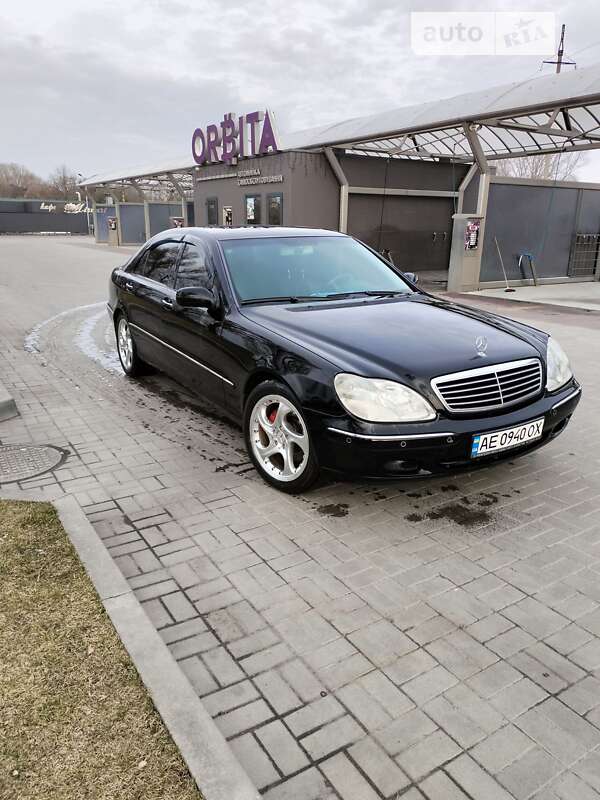 Седан Mercedes-Benz S-Class 2000 в Днепре