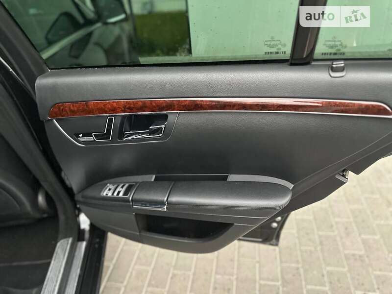Седан Mercedes-Benz S-Class 2006 в Луцке фото 15 Седан Mercedes-Benz S-Class 2006 в Луцке