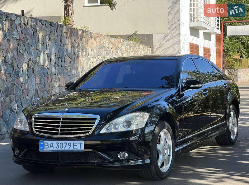 Седан Mercedes-Benz S-Class 2006 в Кропивницькому