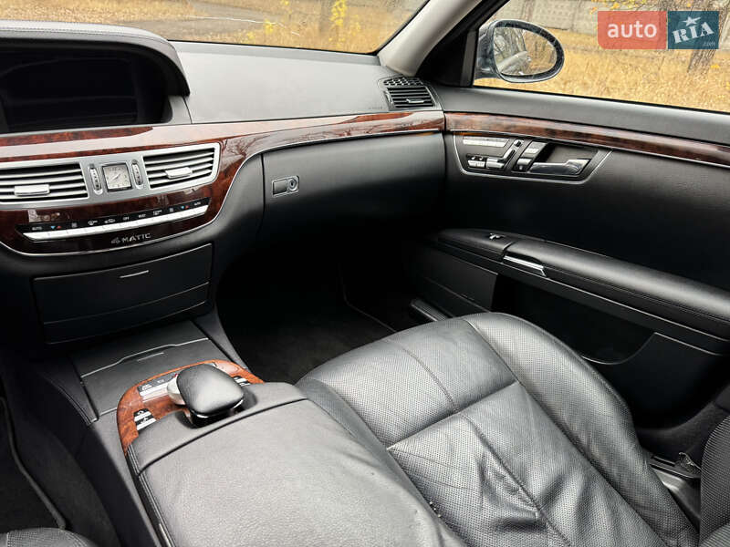 Седан Mercedes-Benz S-Class 2008 в Харкові