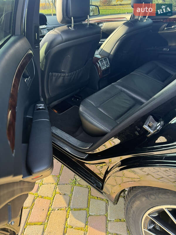 Седан Mercedes-Benz S-Class 2010 в Чернівцях