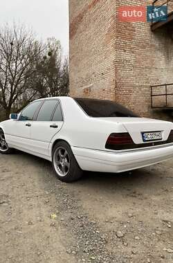 Седан Mercedes-Benz S-Class 1995 в Луцке