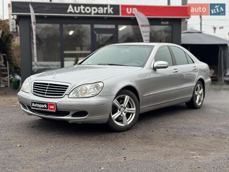 Седан Mercedes-Benz S-Class 2004 в 