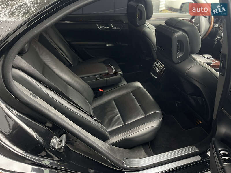 Седан Mercedes-Benz S-Class 2010 в Одессе