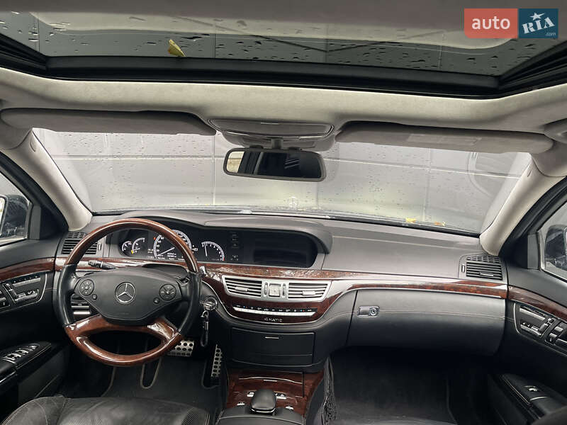 Седан Mercedes-Benz S-Class 2010 в Одессе