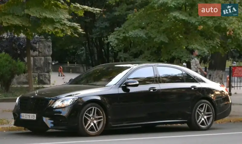 Седан Mercedes-Benz S-Class 2018 в 