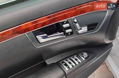 Седан Mercedes-Benz S-Class 2007 в 