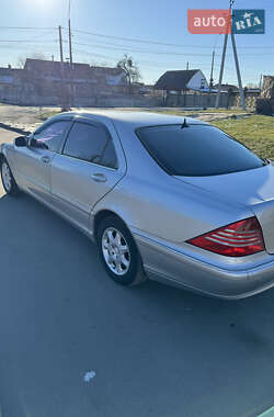 Седан Mercedes-Benz S-Class 2004 в 