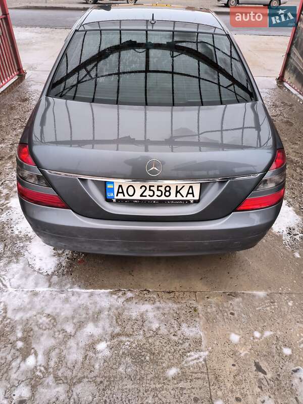 Седан Mercedes-Benz S-Class 2008 в Тячеві