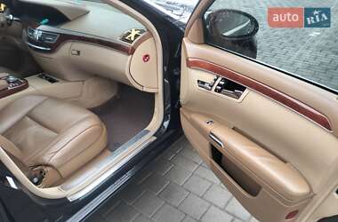 Седан Mercedes-Benz S-Class 2006 в Львові