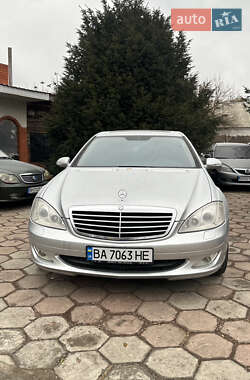 Седан Mercedes-Benz S-Class 2006 в Миколаєві