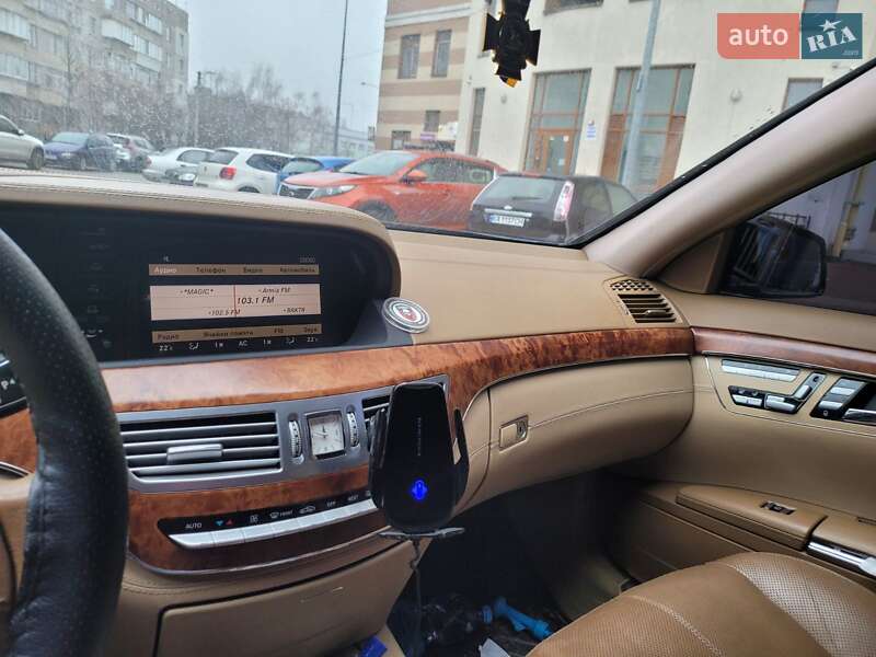 Седан Mercedes-Benz S-Class 2005 в Борисполе