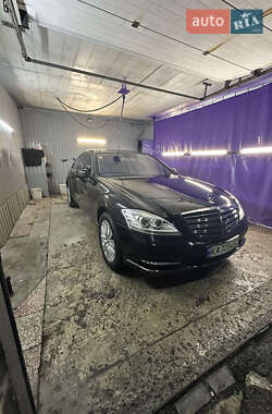 Седан Mercedes-Benz S-Class 2010 в Киеве