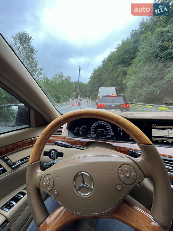 Седан Mercedes-Benz S-Class 2011 в Ужгороді фото 2 Седан Mercedes-Benz S-Class 2011 в Ужгороді