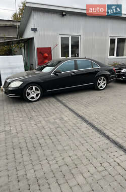 Седан Mercedes-Benz S-Class 2009 в Львові