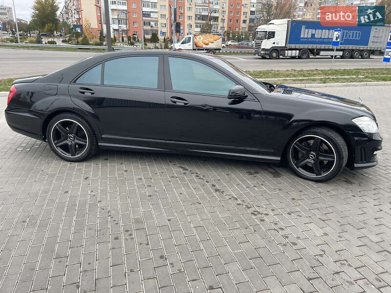 Седан Mercedes-Benz S-Class 2007 в Александрие