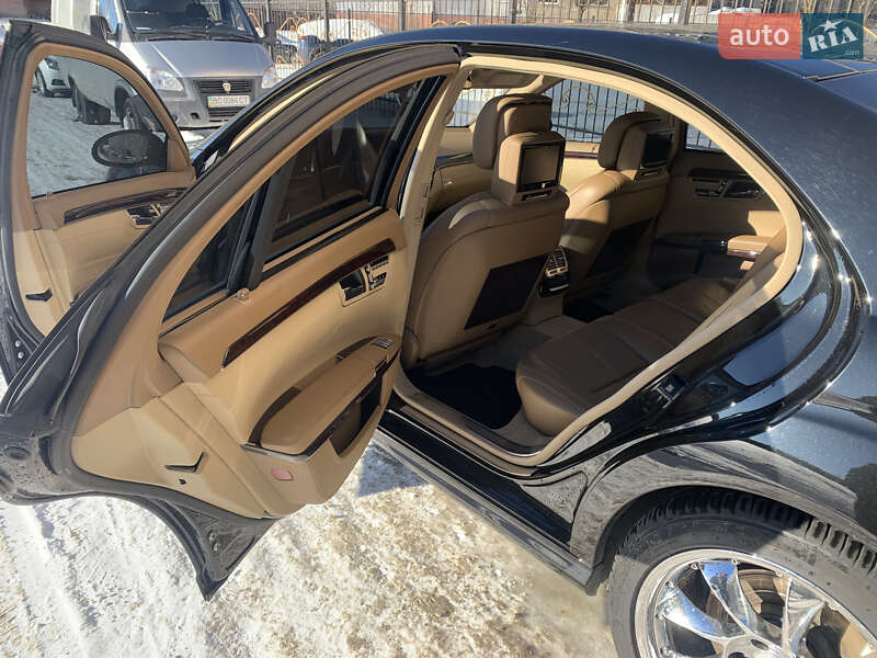 Седан Mercedes-Benz S-Class 2007 в Львові