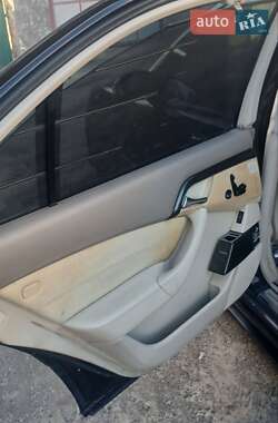 Седан Mercedes-Benz S-Class 2004 в Болграде
