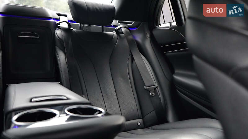 Седан Mercedes-Benz S-Class 2013 в Львові