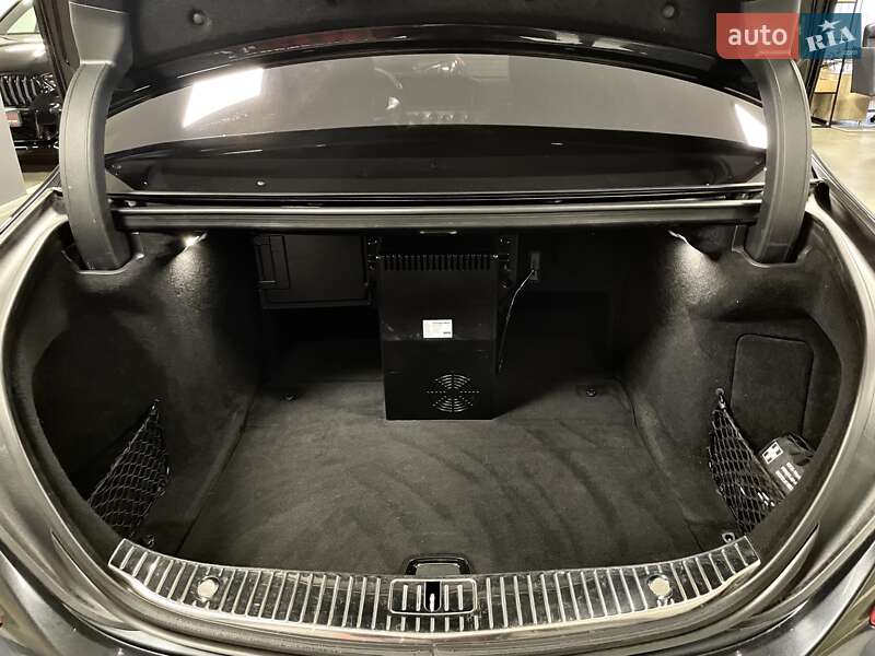 Седан Mercedes-Benz S-Class 2014 в Львові