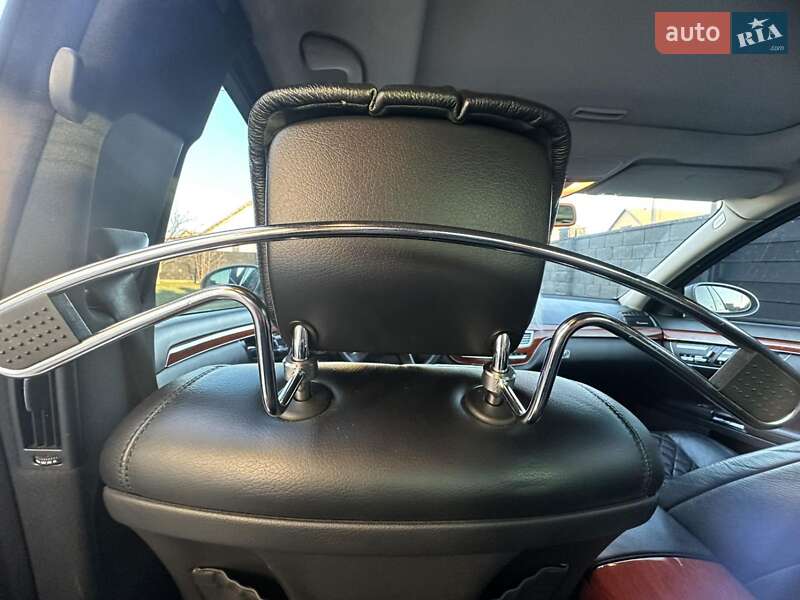 Седан Mercedes-Benz S-Class 2006 в Сарнах