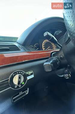 Седан Mercedes-Benz S-Class 2006 в 