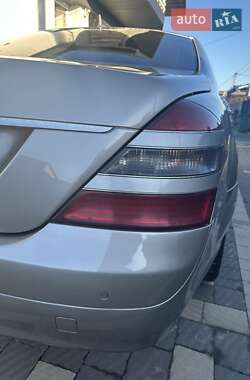 Седан Mercedes-Benz S-Class 2006 в 