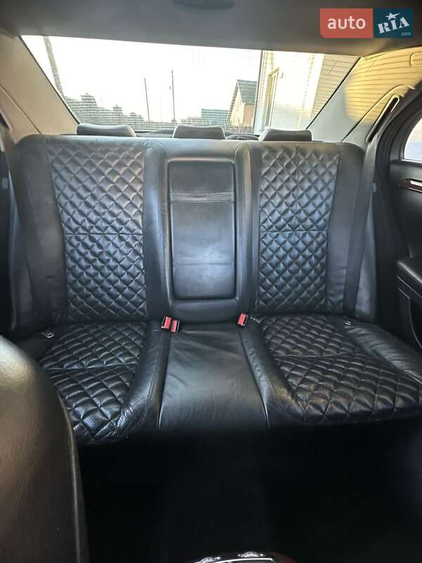 Седан Mercedes-Benz S-Class 2006 в Сарнах