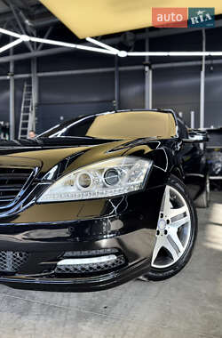 Седан Mercedes-Benz S-Class 2009 в Черновцах