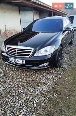 Седан Mercedes-Benz S-Class 2007 в Косове