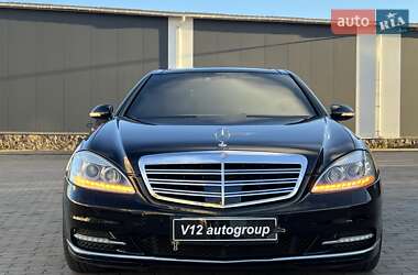 Седан Mercedes-Benz S-Class 2009 в Стрию