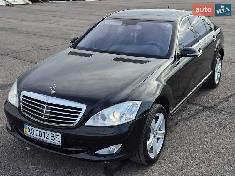 Седан Mercedes-Benz S-Class 2006 в Ужгороде