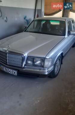 Седан Mercedes-Benz S-Class 1984 в 