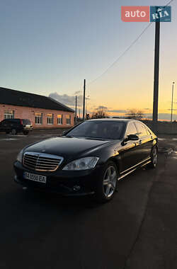 Седан Mercedes-Benz S-Class 2006 в Голованівську