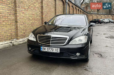 Седан Mercedes-Benz S-Class 2007 в Рівному