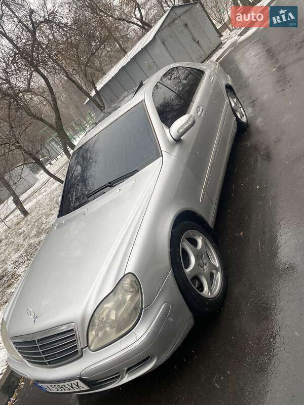 Седан Mercedes-Benz S-Class 2004 в Харькове