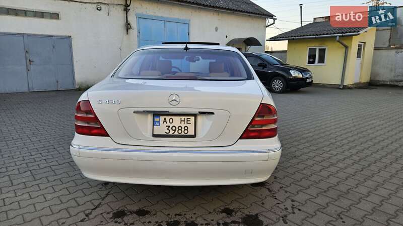 Седан Mercedes-Benz S-Class 2000 в Ужгороді