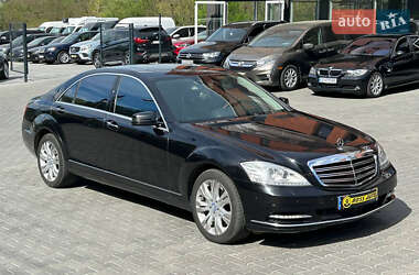 Седан Mercedes-Benz S-Class 2010 в Черновцах