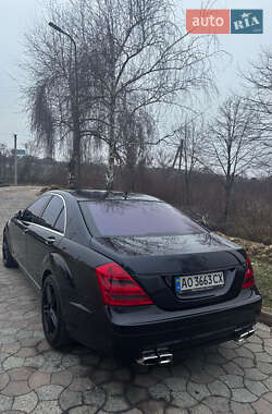 Седан Mercedes-Benz S-Class 2009 в Мукачево