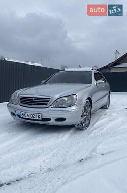 Седан Mercedes-Benz S-Class 2000 в 