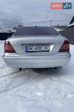 Седан Mercedes-Benz S-Class 2000 в 