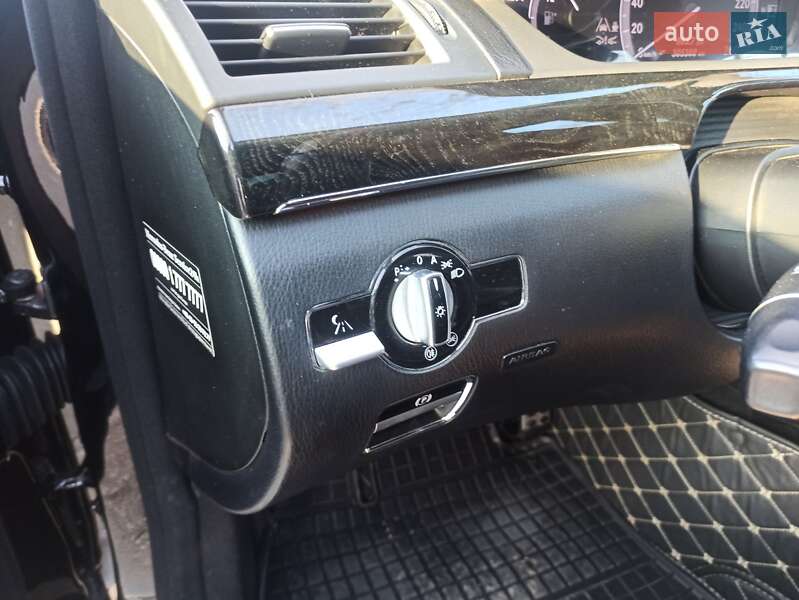 Седан Mercedes-Benz S-Class 2010 в Николаеве