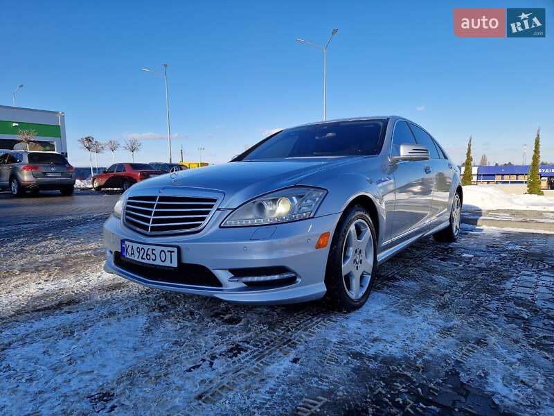 Седан Mercedes-Benz S-Class 2009 в 