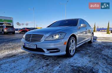 Седан Mercedes-Benz S-Class 2009 в 