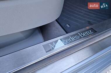 Седан Mercedes-Benz S-Class 2009 в 