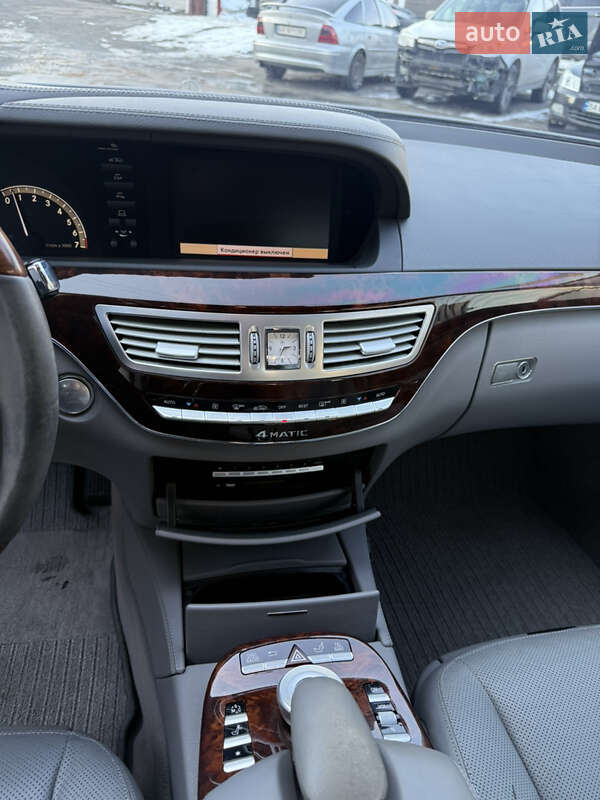 Седан Mercedes-Benz S-Class 2009 в Києві