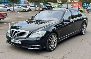 Седан Mercedes-Benz S-Class 2011 в Одесі