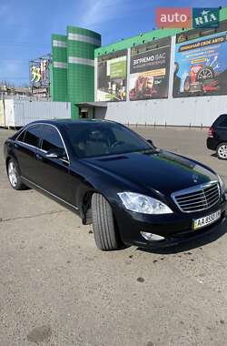 Седан Mercedes-Benz S-Class 2006 в Миколаєві